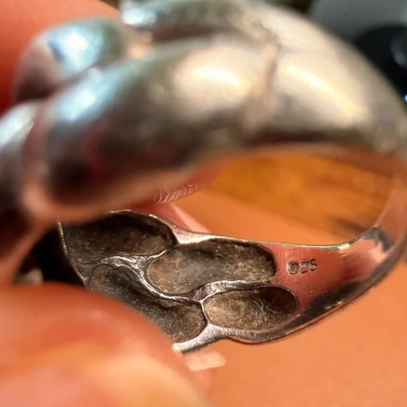 Silver Knot Ring - Picture 4 of 4